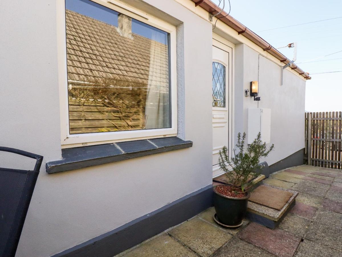 The Annexe, Laburnum Villa Bugle Exterior photo